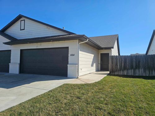 664 E Martens Ct, Goddard, KS, 67052 | Card Image
