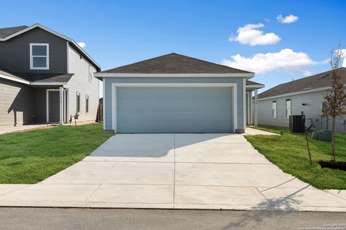 3415 Rock Mill Dm, San Antonio, TX, 78245-5274 | Card Image