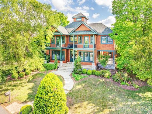 3 Gale Kelly Ct, Weaverville, NC, 28787-6802 | Card Image