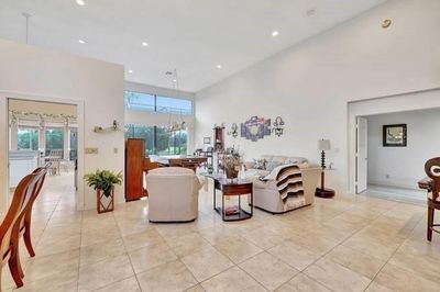 10201 Spyglass Way, House other with 3 bedrooms, 2 bathrooms and null parking in Boca Raton FL | Image 3