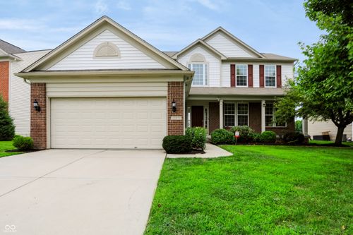 13973 Avalon East Dr, Fishers, IN, 46037-6211 | Card Image