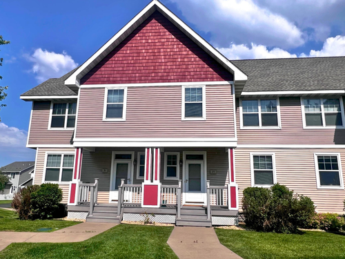 29 Heritage Blvd, Hudson, WI, 54016-8720 | Card Image