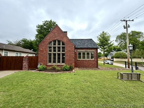 1904 Yorktown Ave, Tulsa, OK, 74104-5614 | Card Image