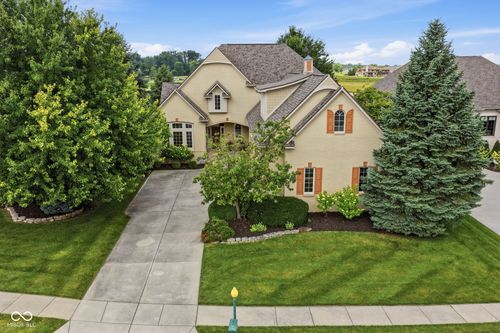 16393 Valhalla Dr, Noblesville, IN, 46060-7173 | Card Image