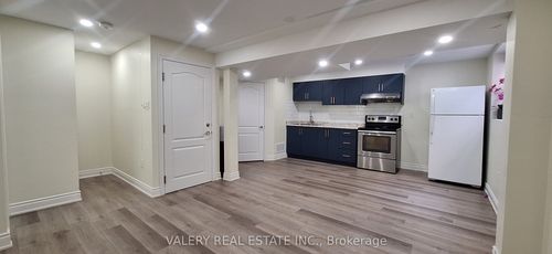 2-68 Mullis Crescent, Brampton, ON, L6Y4S9 | Card Image