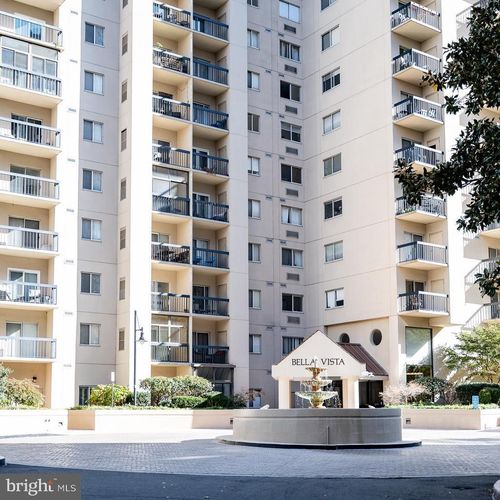 apt-102-1211 S Eads St, ARLINGTON, VA, 22202-2886 | Card Image