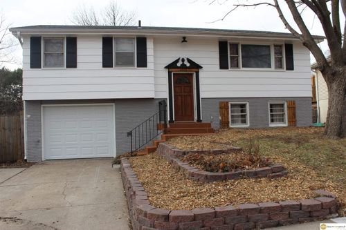 4815 Southhaven Dr, Lincoln, NE, 68516-1253 | Card Image