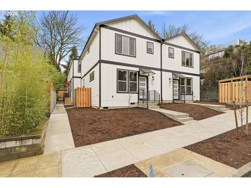 532 S Texas St, Portland, OR, 97219-8577 | Card Image