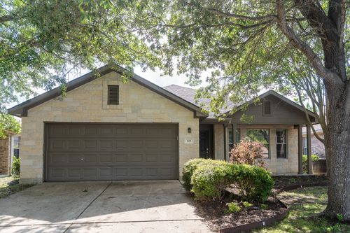105 Remington Run, Bastrop, TX, 78602-3975 | Card Image