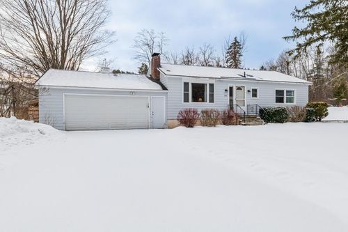 141 Hillvale Dr, Manchestr Ctr, VT, 05255-9270 | Card Image