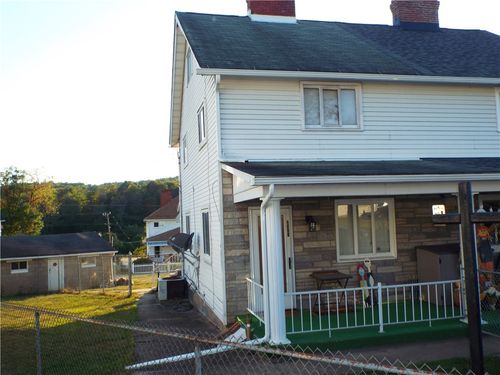 2524 2nd St, Grindstone, PA, 15442-1216 | Card Image