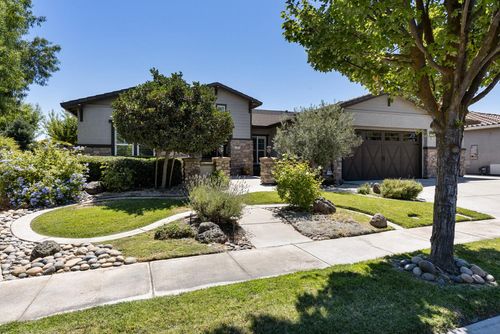 2476 Belle Glade Ln, Manteca, CA, 95336-5130 | Card Image