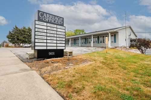 g-901 E Grove St, Bloomington, IL, 61701-4251 | Card Image