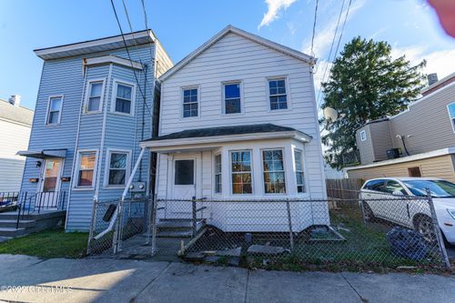 38 Walker St, Rensselaer, NY, 12144-2732 | Card Image