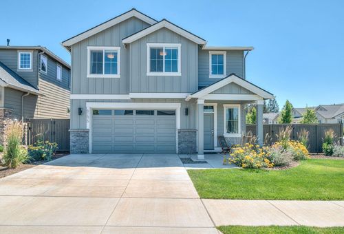 61675 Se Depot Loop, Bend, OR, 97702-3861 | Card Image