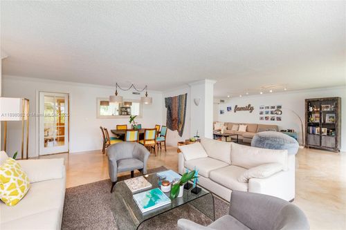 apt-305-199 Ocean Lane Dr, Key Biscayne, FL, 33149-1648 | Card Image