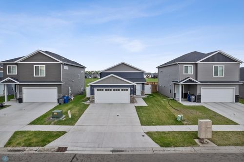 3613 32nd St S, Moorhead, MN, 56560-6043 | Card Image