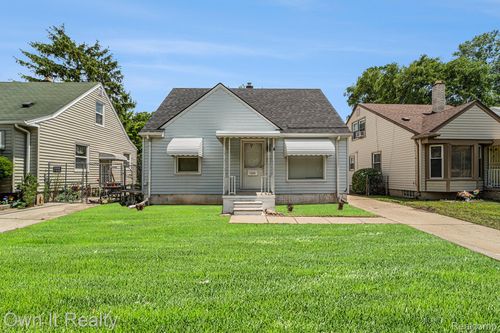 7660 W Parkway St, Detroit, MI, 48239-1070 | Card Image