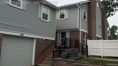 42138 Gladwin St, Northville, MI, 48167-2404 | Card Image