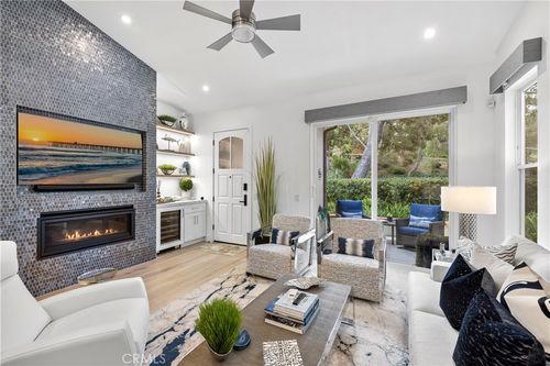 10 Roma Ct, Newport Coast, CA, 92657-1531 | Card Image