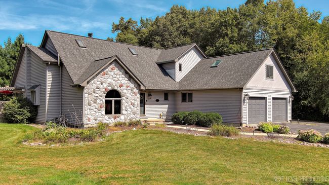41W026 Bridle Creek Dr, House other with 4 bedrooms, 4 bathrooms and 5 parking in St. Charles IL | Image 25