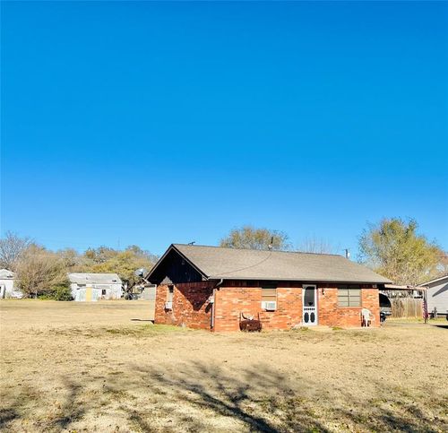 1307 W 6th Street, Elk City, OK, 73644 | Card Image