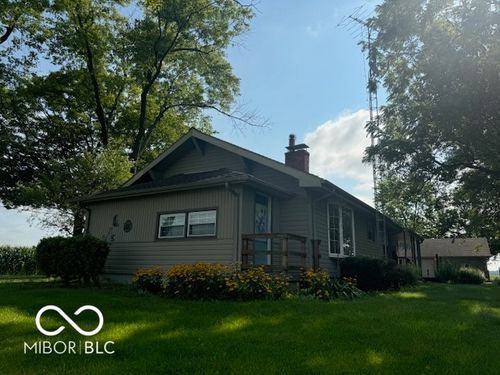 11590 N County Road 675 W, Gaston, IN, 47342-9352 | Card Image