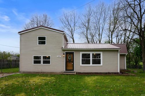 8301 W Weller St, Yorktown, IN, 47396-1448 | Card Image