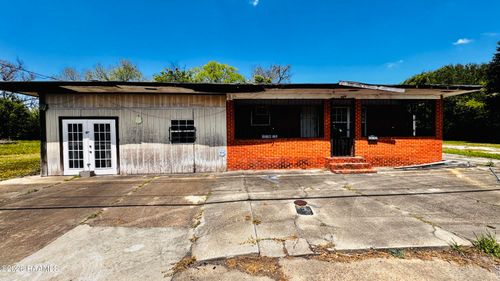 906 W Landry St, Opelousas, LA, 70570-3448 | Card Image
