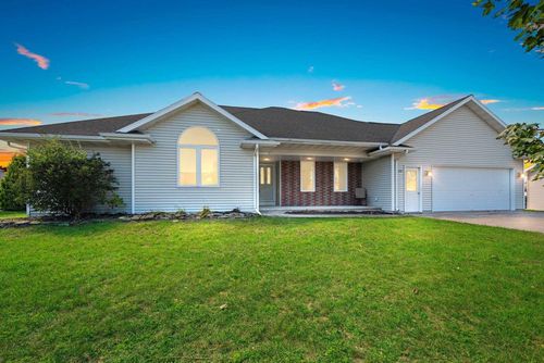 33 N Ashland Avenue, STURGEON BAY, WI, 54235 | Card Image