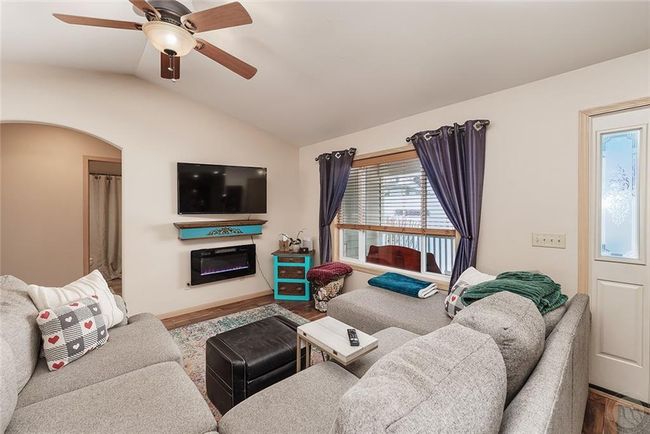 1191 Chipper Ln, House other with 5 bedrooms, 4 bathrooms and null parking in Huntley MT | Image 5
