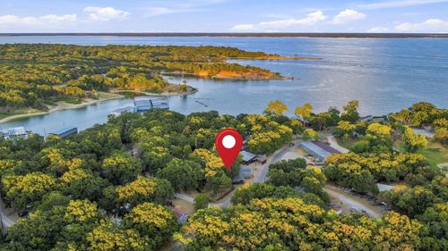 82 Outdrive Cir, Pottsboro, TX, 75076-4036 | Card Image
