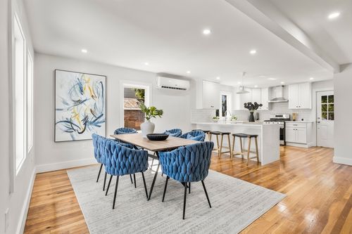 18 Lynn St, Malden, MA, 02148-8027 | Card Image