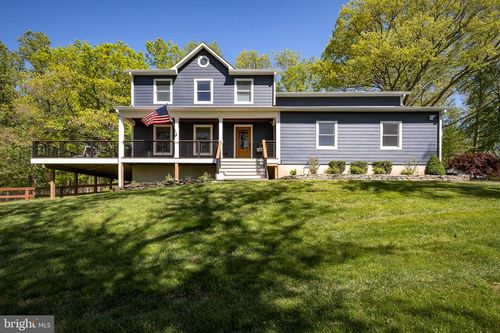 22714 Watson Rd, LEESBURG, VA, 20175-6467 | Card Image