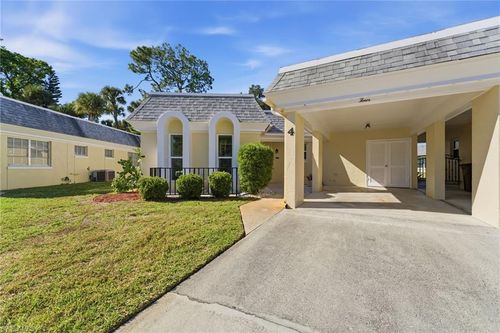 4 E Greens Cir, LEHIGH ACRES, FL, 33936-5226 | Card Image