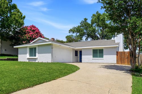 3104 Story Ln, Bedford, TX, 76021-3743 | Card Image