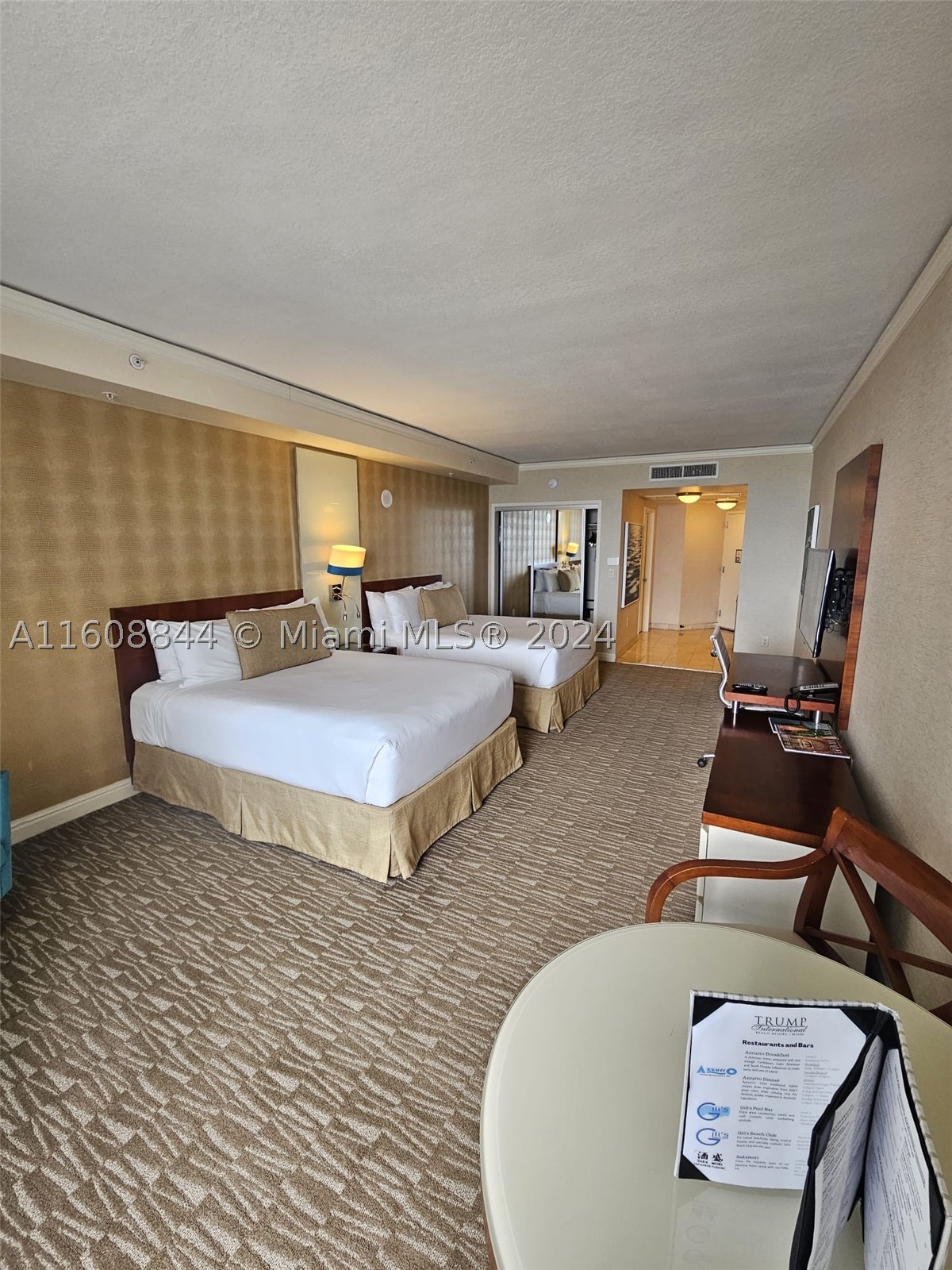 Residential in Sunny Isles Beach 2