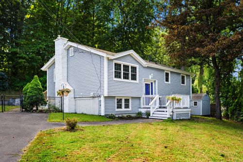 15 Sharyn Cir, Lowell, MA, 01852-1523 | Card Image