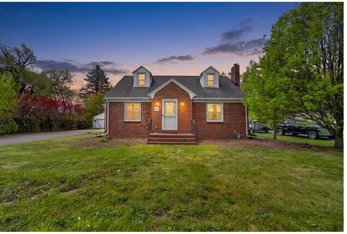 1815 4 Mile Road, Caledonia, WI, 53402 | Card Image