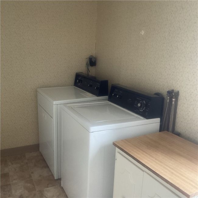 323 Prestley Rd, Condo with 1 bedrooms, 1 bathrooms and 2 parking in Bridgeville PA | Image 9