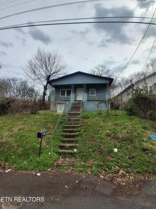 1316 Maryland Ave, Knoxville, TN, 37921-2611 | Card Image