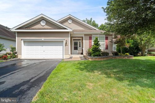 113 Lakeland Dr, Barnegat, NJ, 08005-5637 | Card Image