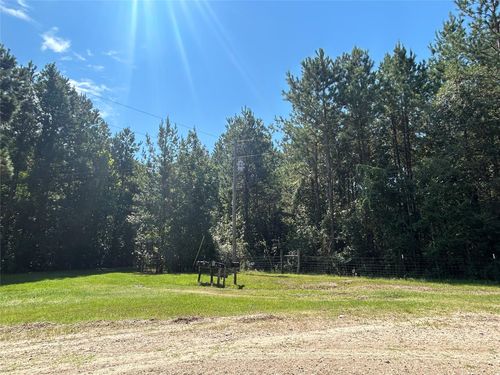 18 N Pine St, Corrigan, TX, 75939 | Card Image