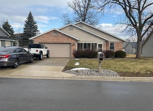 203 Oakcrest Ct, Russells Point, OH, 43348-9508 | Card Image