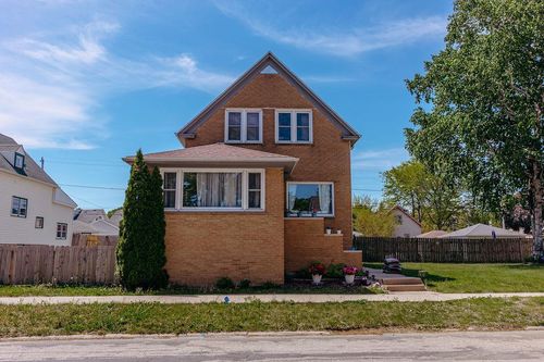 3813 E Barnard Ave, Cudahy, WI, 53110-1523 | Card Image