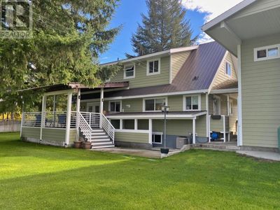 371 Deejay Rd, House other with 3 bedrooms, 2 bathrooms and null parking in Barriere BC | Image 2