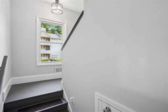 6430 Oakleaf Way Way, Condo with 3 bedrooms, 2 bathrooms and null parking in Morrow GA | Image 21
