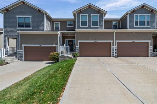 5c-7337 Griffey St, Parkville, MO, 64152 | Card Image