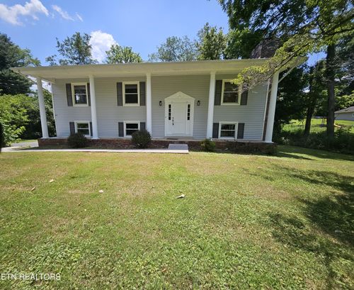 107 Nebraska Ave, Oak Ridge, TN, 37830-8104 | Card Image