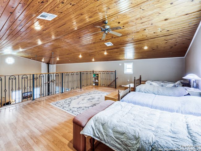6300 Hickory Forrest Dr, House other with 2 bedrooms, 4 bathrooms and null parking in Seguin TX | Image 15